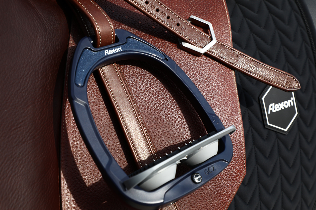 GC navy IUG grey grey (silver navy magnets )